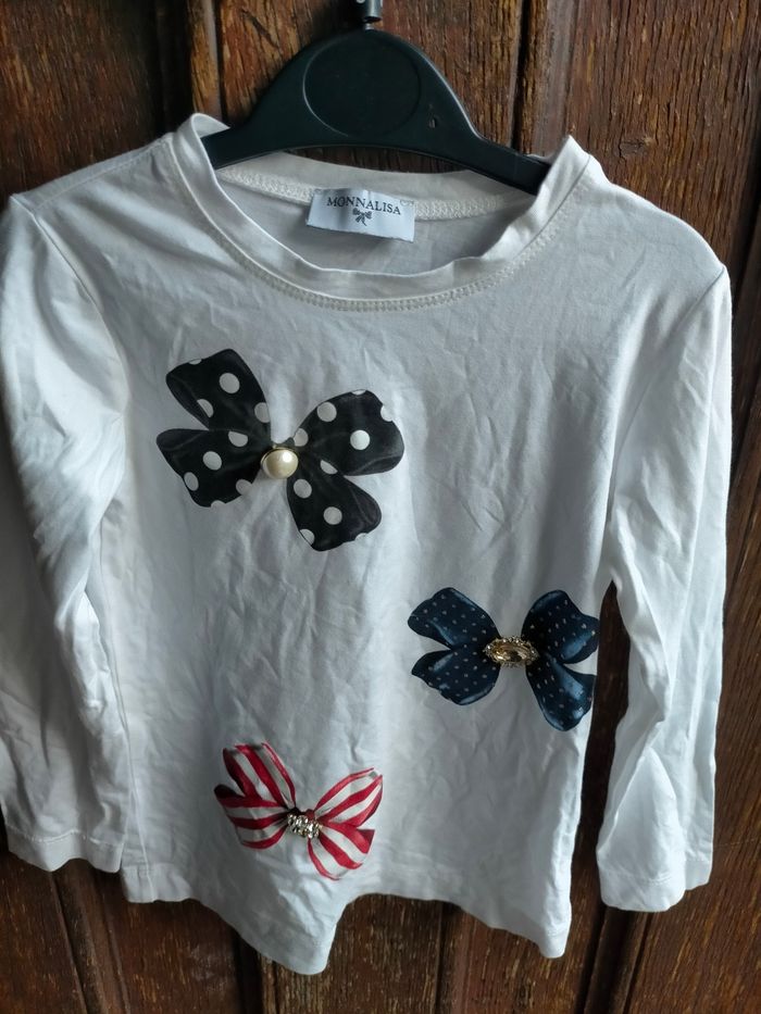 Superbe tee shirt Monnalisa 5 ans