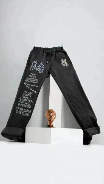 Pantalon style jean avec lacet🌹 taille unique 🌹🌹44/48🌹