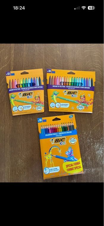 Lot crayons feutres bic kids 