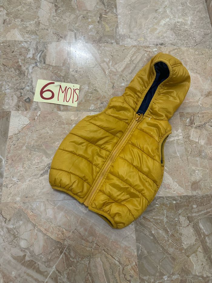 Veste sans manches 6 mois
