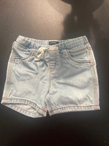 Short 18 mois