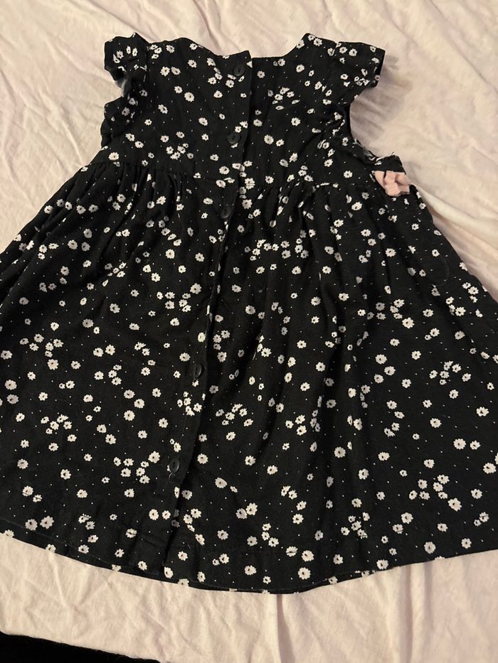 Robe DPAM 12 mois bon état - photo numéro 2