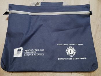sacoche marine banque populaire Lions club internationale neuve