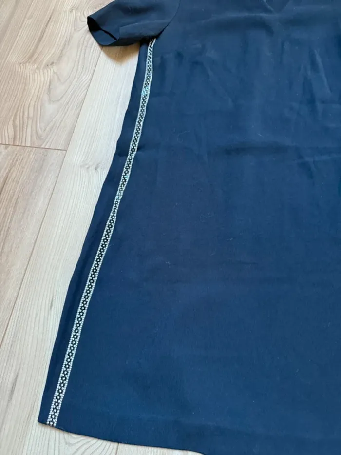 Robe noir - photo numéro 2