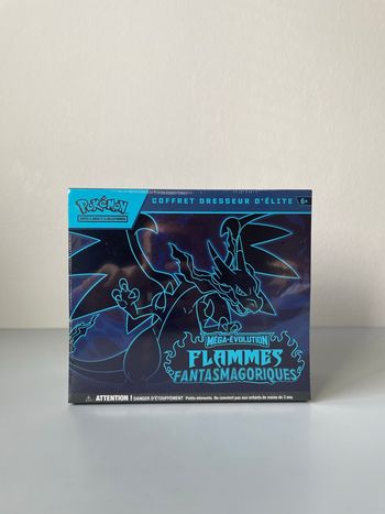 ETB Pokémon Flammes Fantasmagoriques neuves