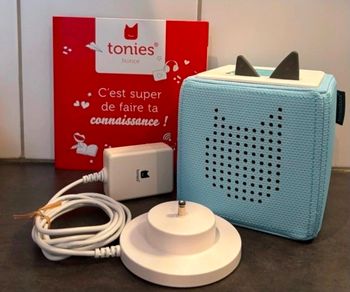 Toniebox V1 bleu ciel comme neuf