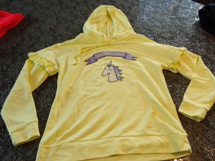 Pull licorne - photo numéro 5