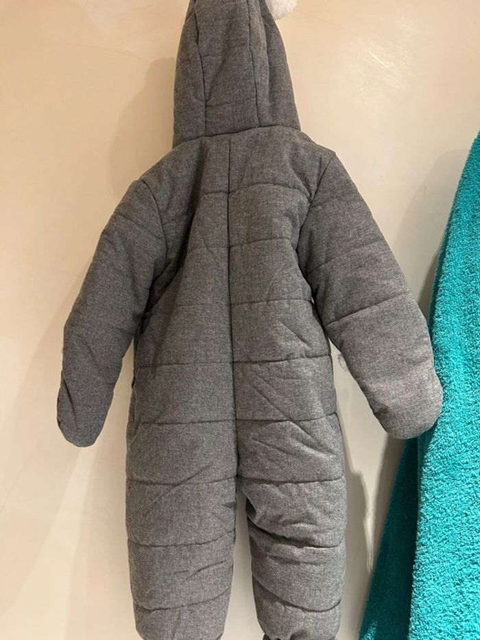 Combinaison pilote bébé C&A 9-12 mois grise avec capuche oreilles - photo numéro 5