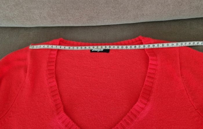 Pull rose vif col v, Jennyfer - photo numéro 9