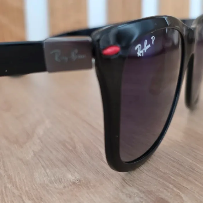 Ray ban polarisé Ferrari édition - photo numéro 3