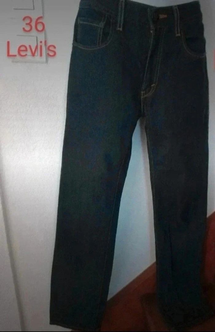 Jeans Levi's femme.36..