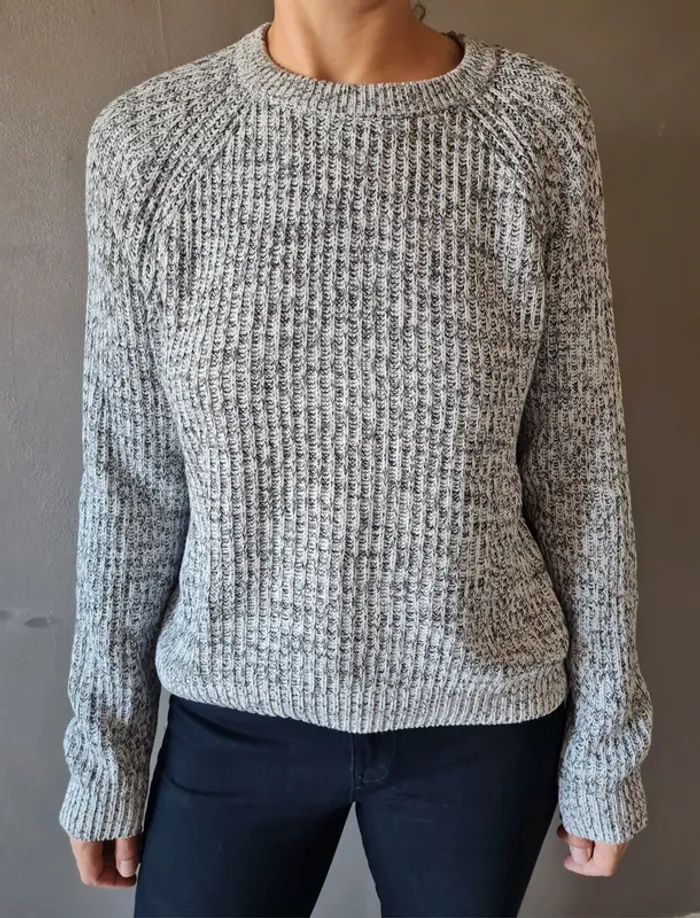 Pull h&m gris - photo numéro 3