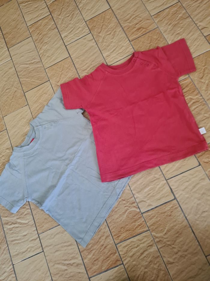 Lot 2 t-shirts unis / Taille 2 ans