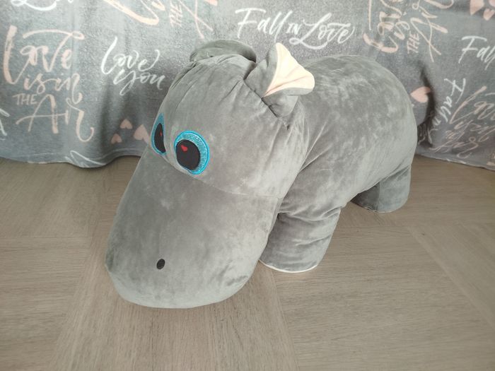 Grande peluche d'hippopotame