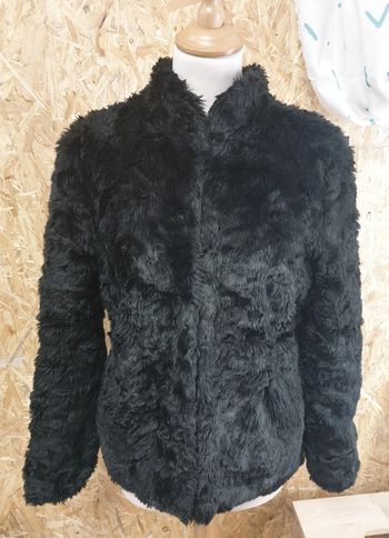 Veste fausse fourrure Taille 38