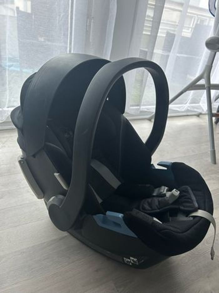Cosy Cybex Aton 5 - photo numéro 2