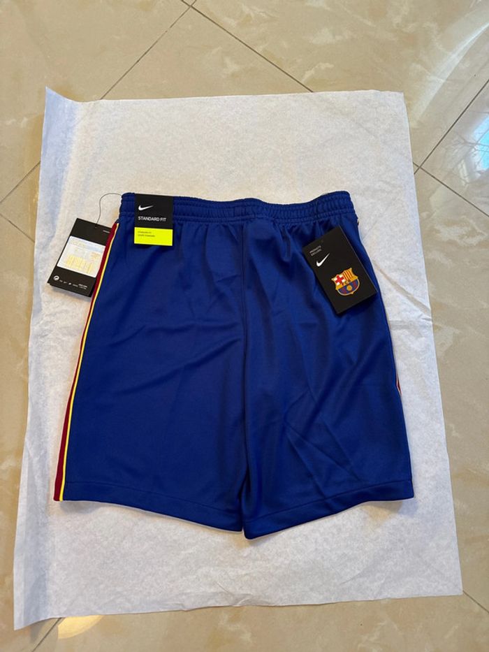 Short de foot Nike équipe FC Barcelone avec chaussettes taille 10/12 ans authentique neuf - photo numéro 11