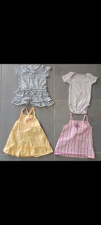 Lot de vêtements été fille en 6 mois