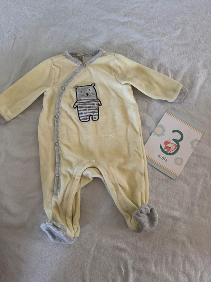 Pyjama bébé