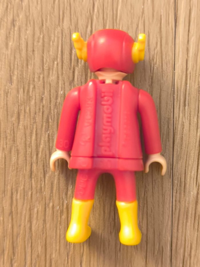 Kinder figurine playmobil flash - photo numéro 2