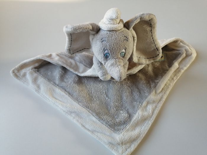 peluche disney dumbo