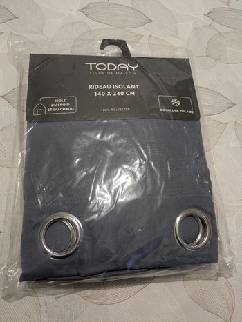 Beau rideau Today, opaque, isolant du froid et du chaud. Taille 140/240