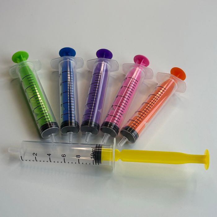 6 seringues colorées - photo numéro 3