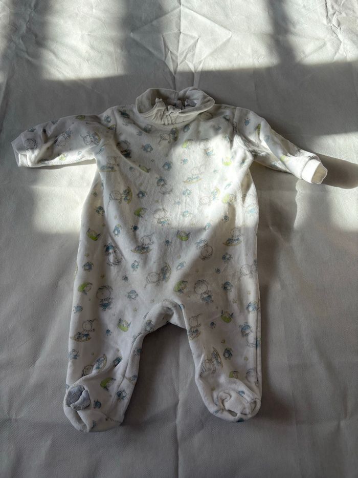 Pyjamas 3 mois - photo numéro 2