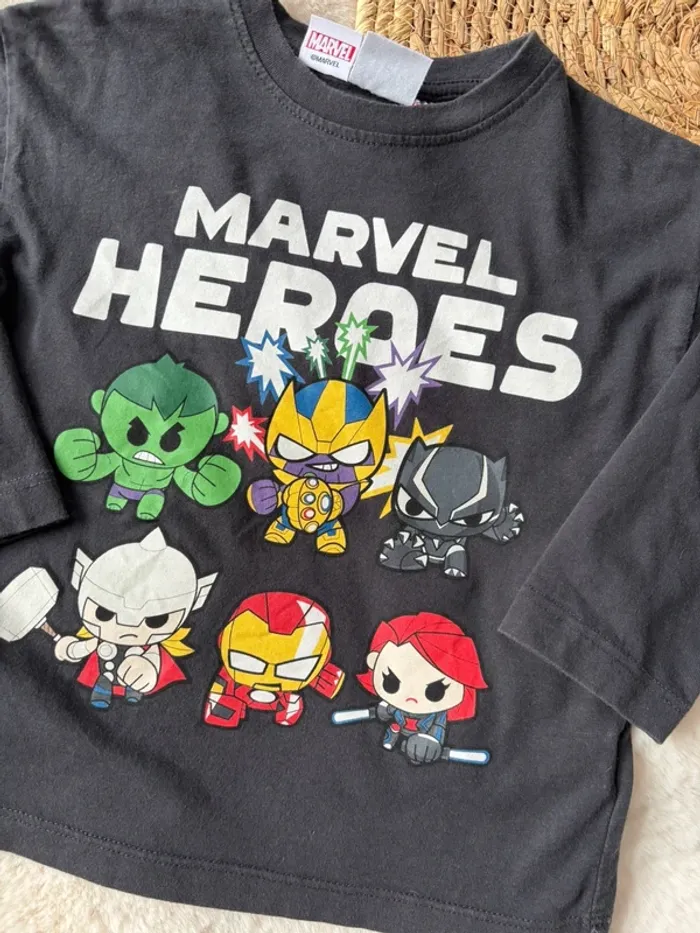 T-shirt manches longues Marvel - photo numéro 2