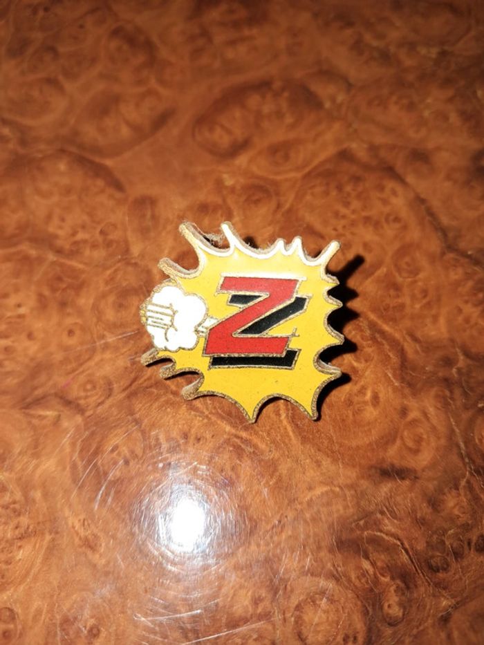 Pins vintage