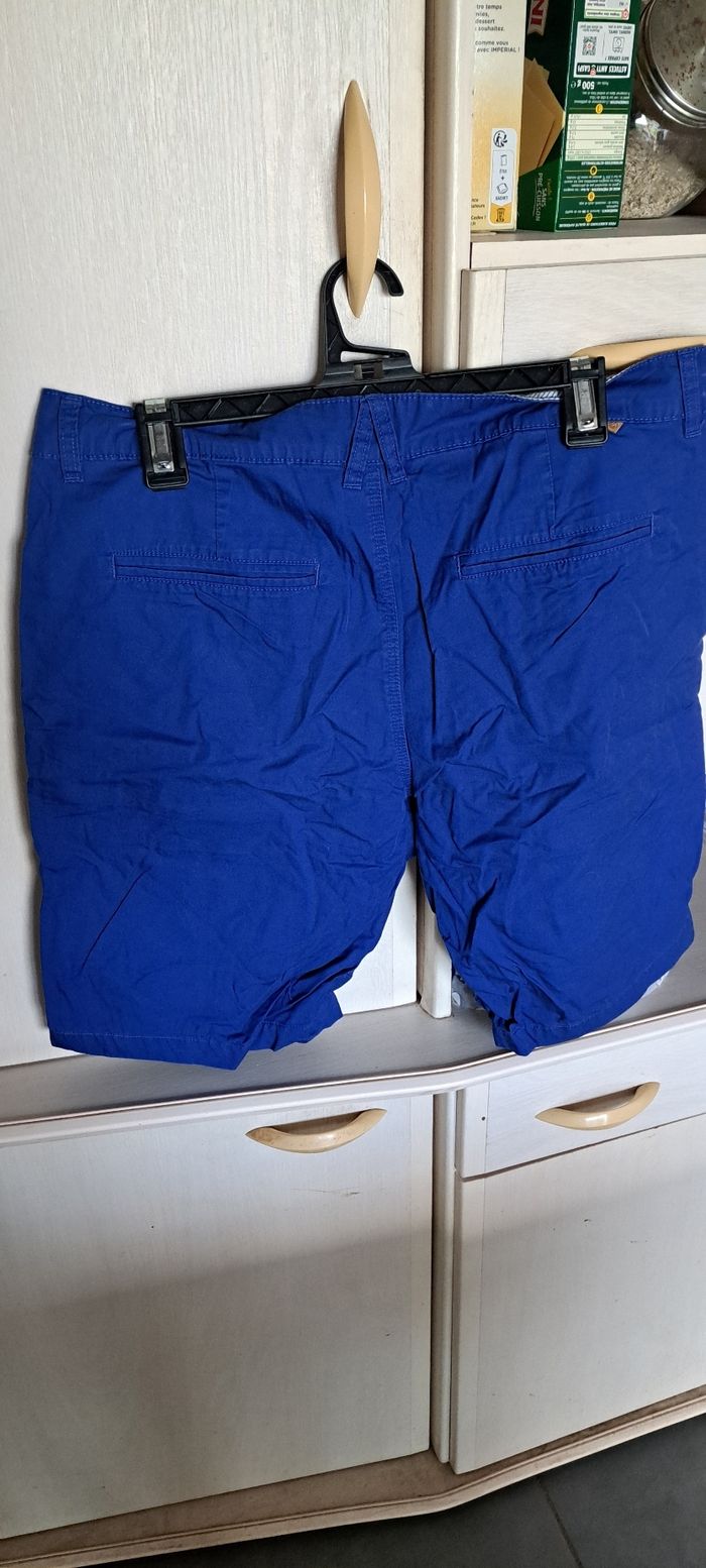 Short homme taille l - photo numéro 3