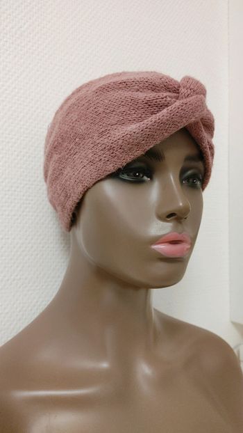 Bandeau tête et cheveux en laine et acrylique rose