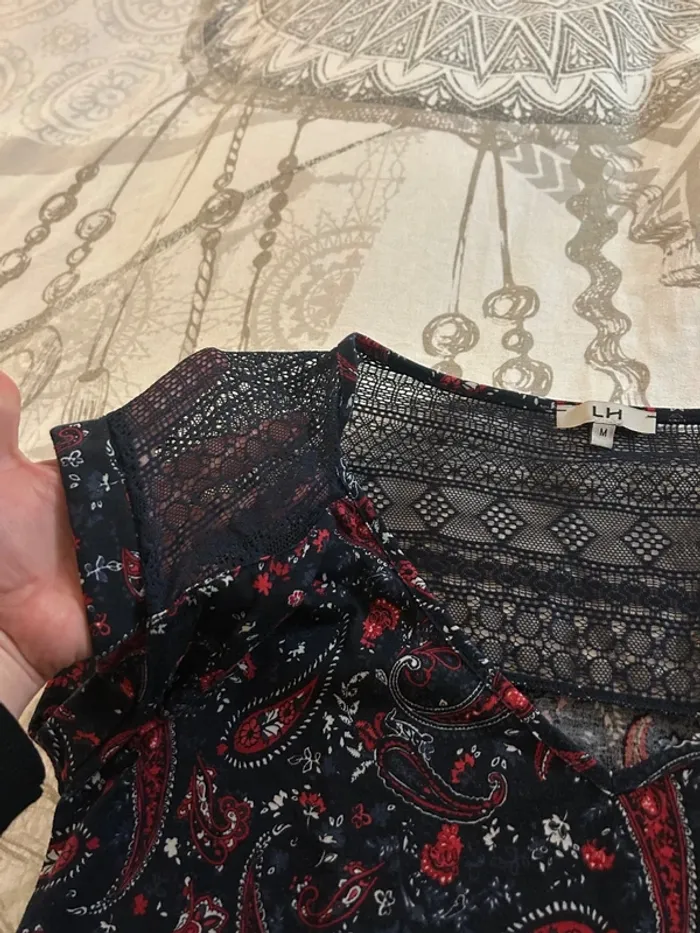 T-shirt à motifs avec dentelle - photo numéro 3