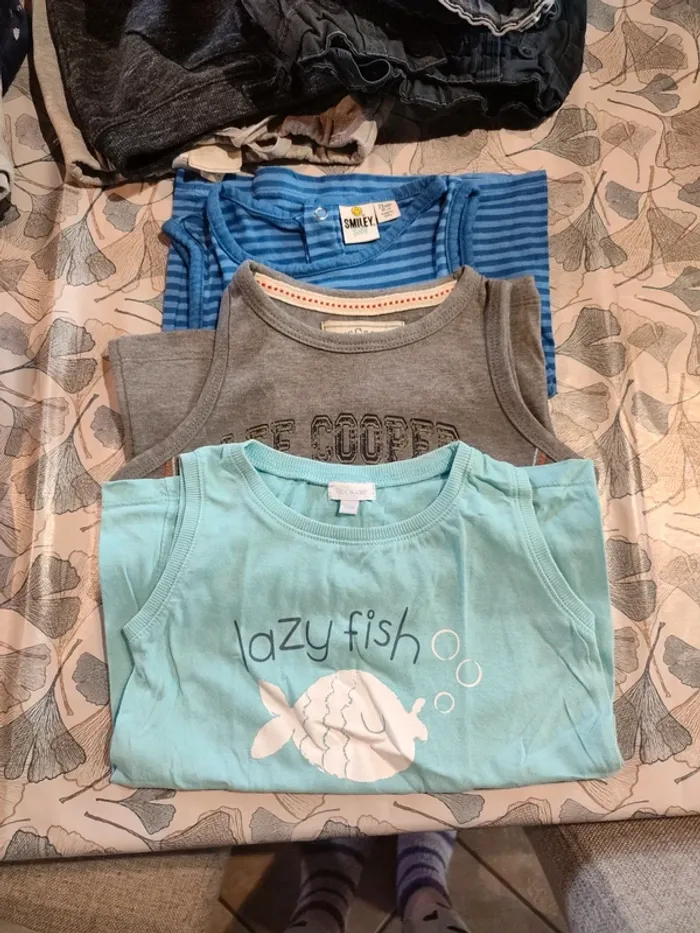 Lot t-shirt sans manche