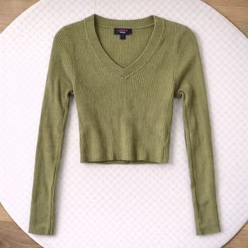 Pull crop top côtelé kaki Jennyfer – taille S