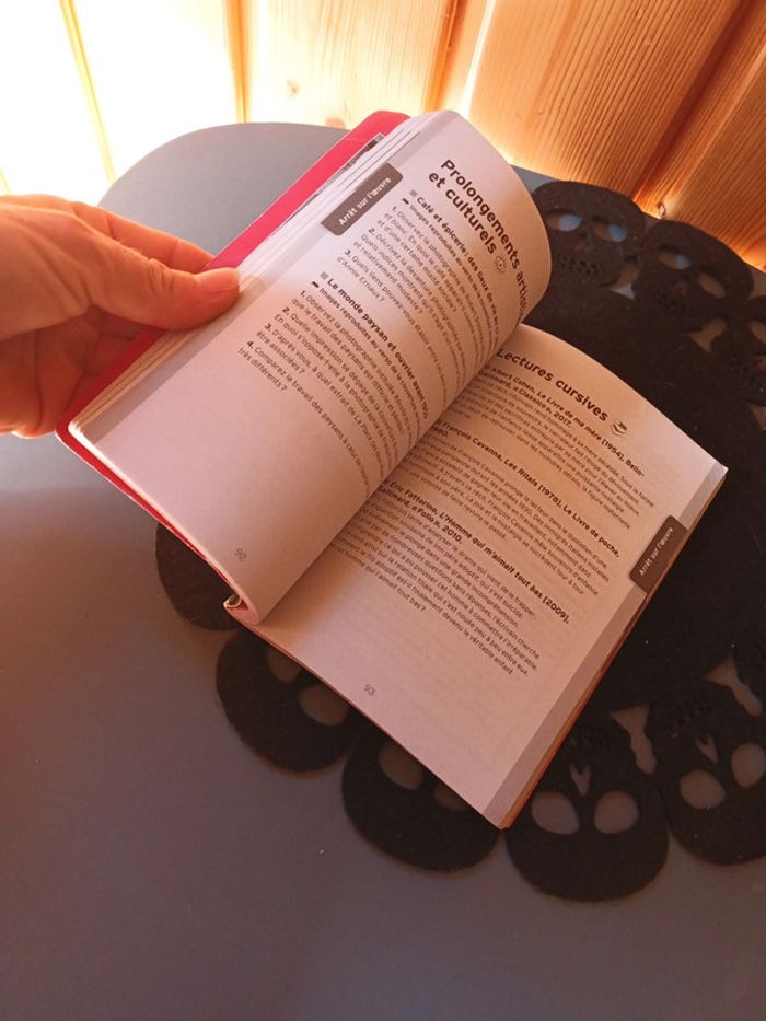 Livre La Place de Annie Ernaux - photo numéro 7