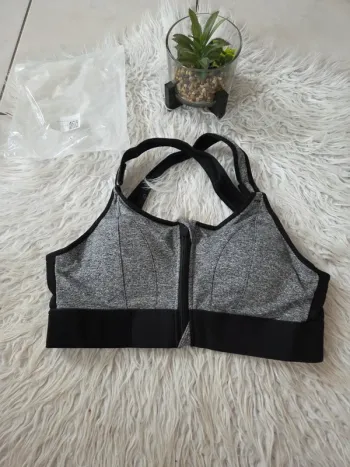 🤗 Brassière de sport femme T.M neuve grise