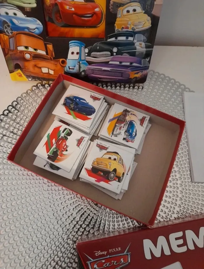 Livre et carte mémoire Cars - photo numéro 2