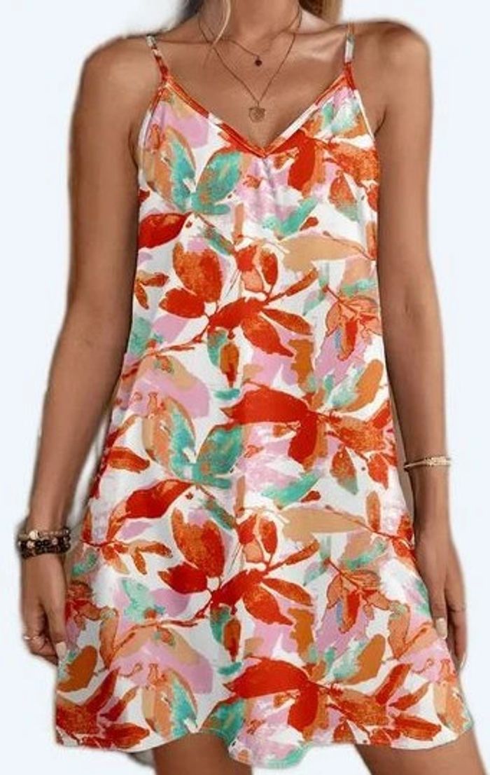 Superbe robe florale et estivale