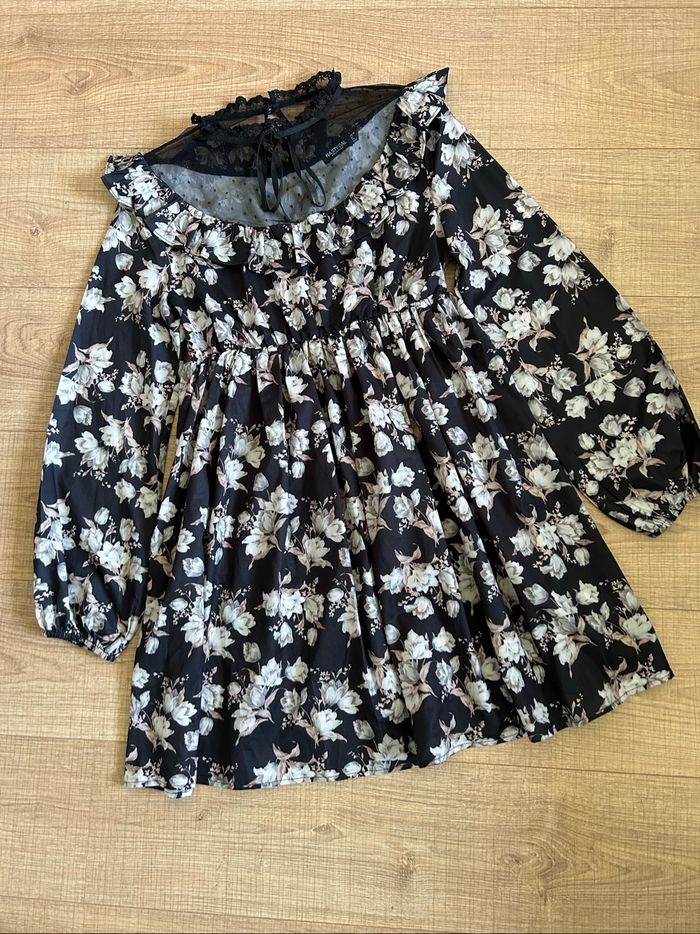 Robe fleurie à manches longues Nasty Gal taille française 40 jamais portée - photo numéro 7