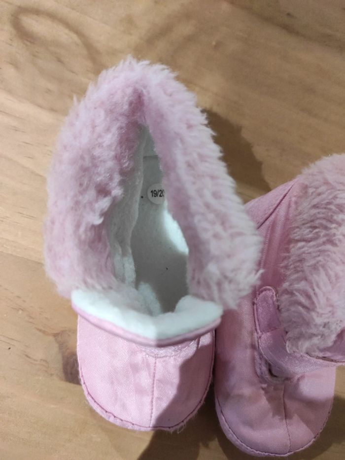 Chaussons bébé scratch rose - photo numéro 2