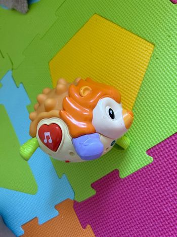 Jouet d’éveil picoton hérisson