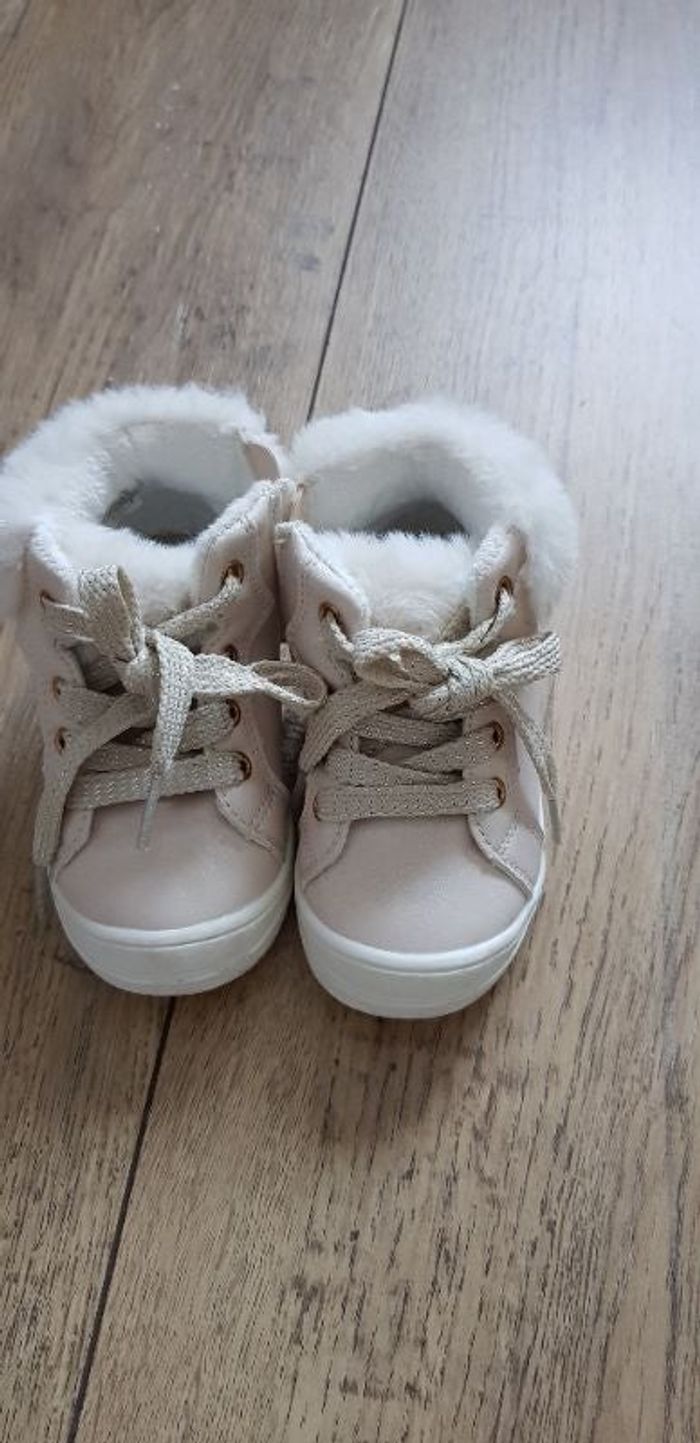 Chaussures fille 21
