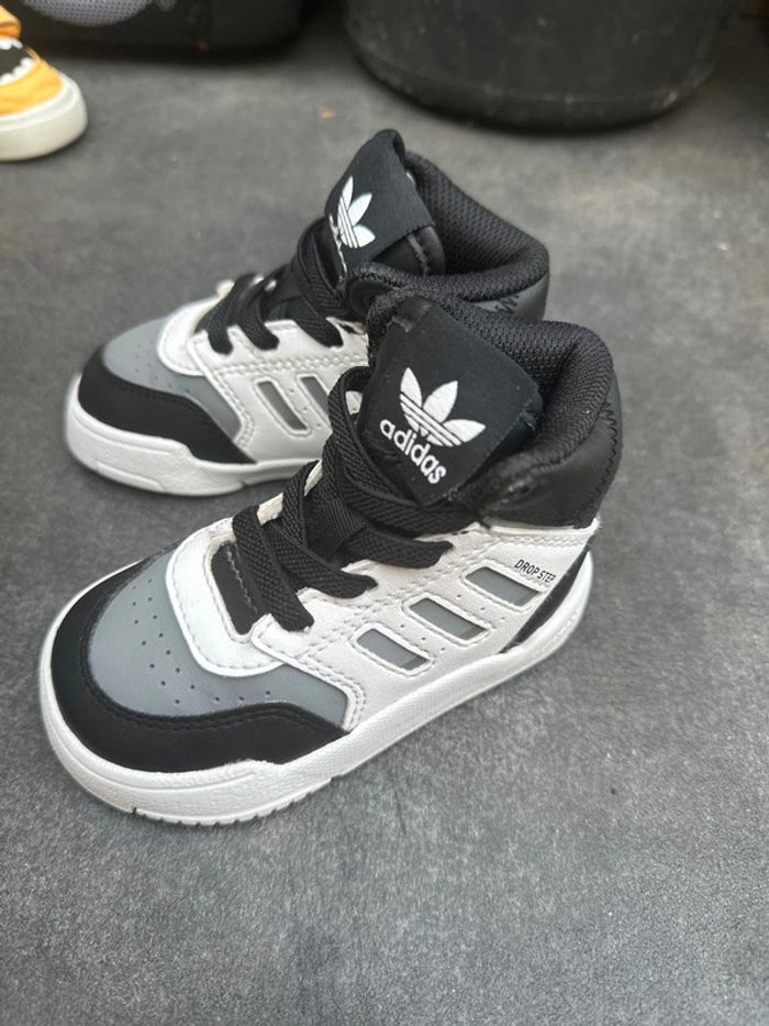 Chaussure Adidas jordan - photo numéro 2