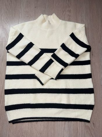 Pull col montant à rayures