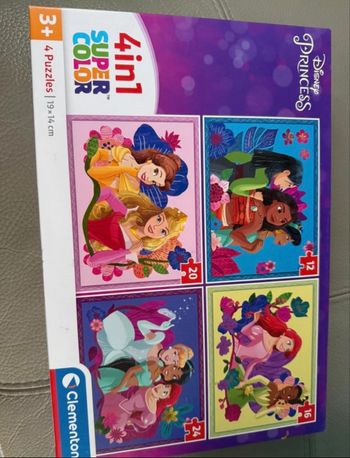 Lot 4 puzzles Disney Princesses