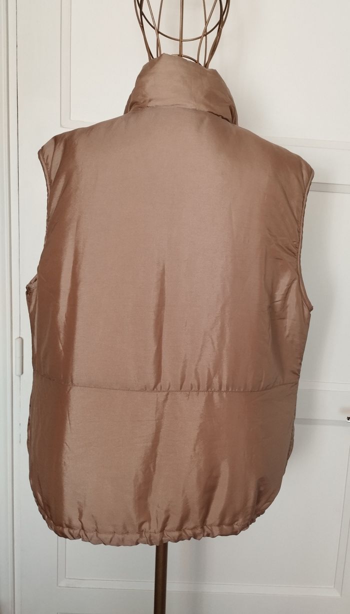 Gilet sans manches vintage beige satiné - T. 46/48 - TBE - photo numéro 2