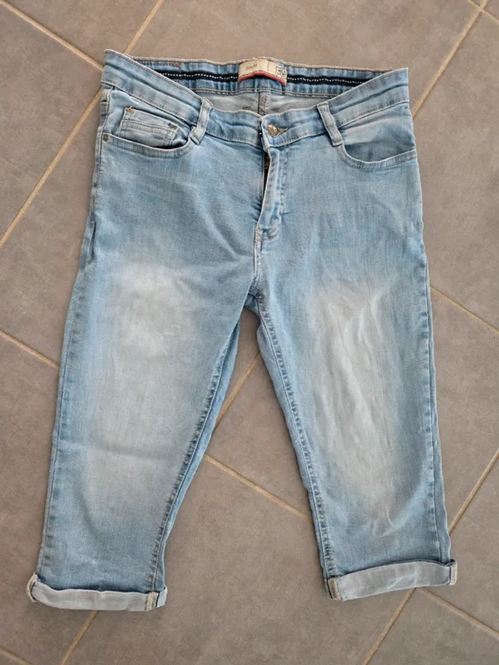 Bermuda Rica Levis