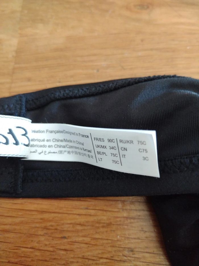 Haut de maillot de bain noir en 90 C - photo numéro 5