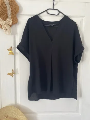 Blouse col v effet oversize